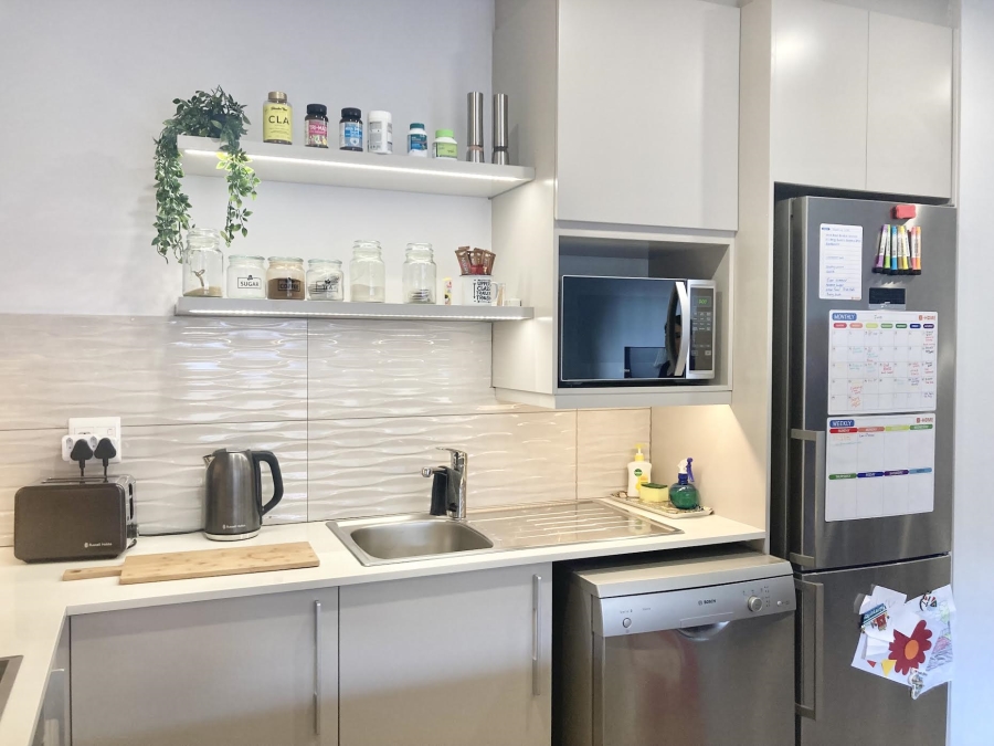 To Let 2 Bedroom Property for Rent in Rondebosch Western Cape